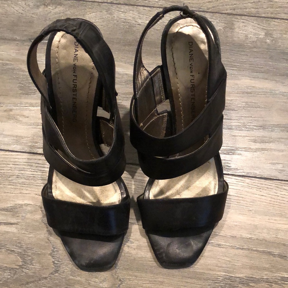 Diane von Furstenberg black heels